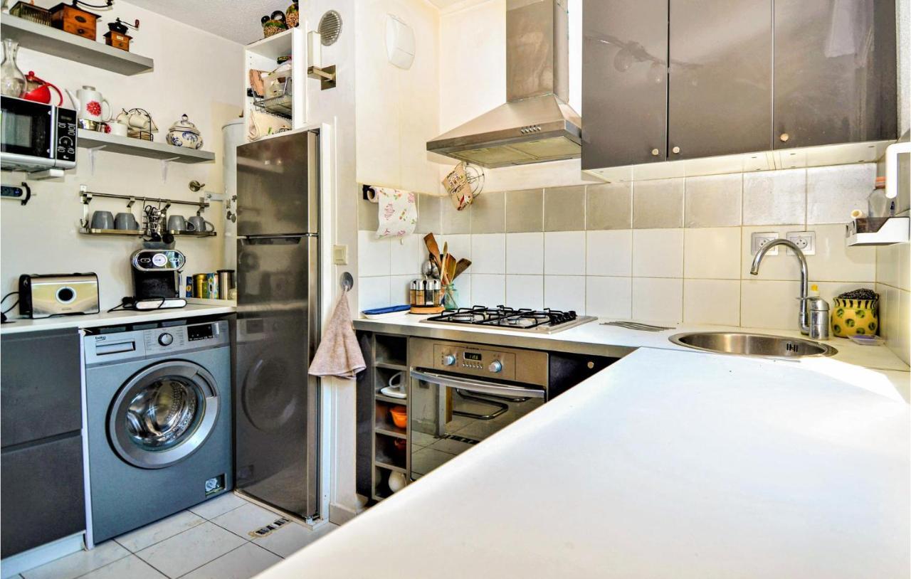 Lovely Apartment In Orange With Kitchen Bagian luar foto
